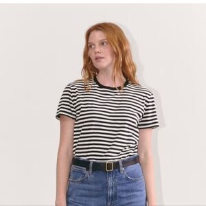 Everlane Box Cut Tee medium